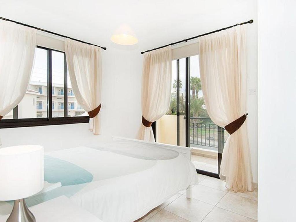Beautiful 2-Bedroom Apartment - Great Location Πάφος Εξωτερικό φωτογραφία